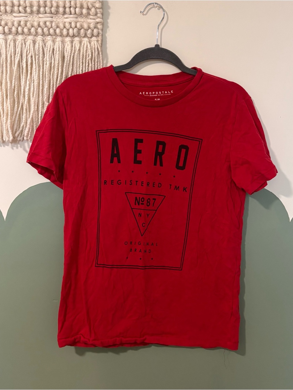 Aeropostale Red Short Sleeve Graphic Tee
